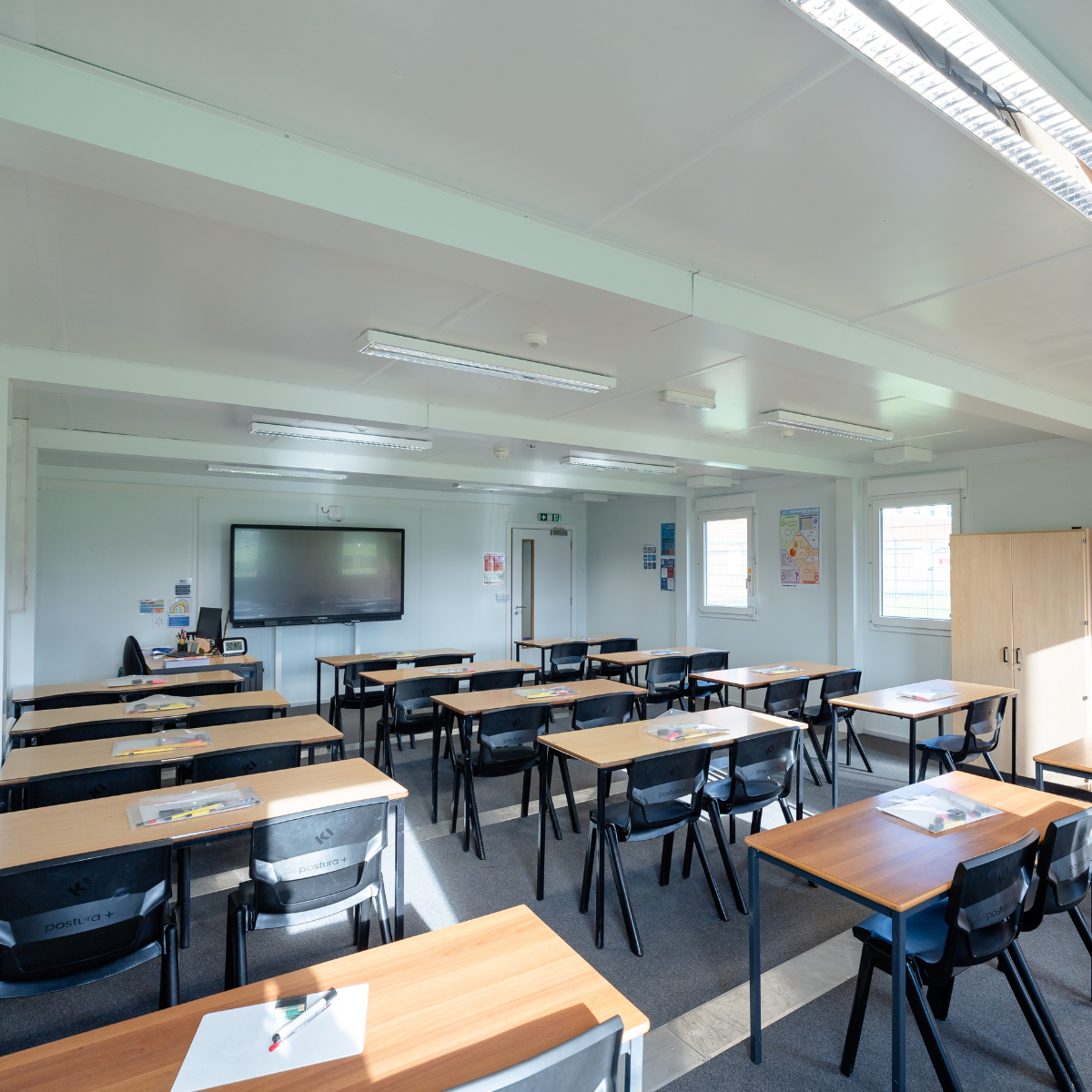 What to Consider When Choosing Flooring for Modular Classrooms